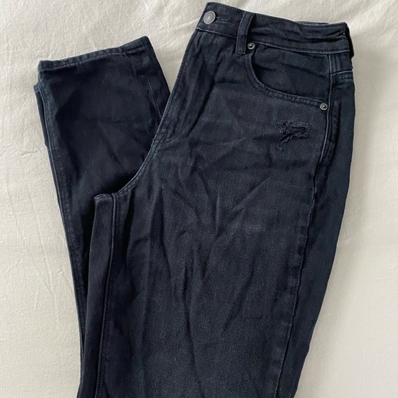 AE ripped mom Jean - Picture 3 of 3